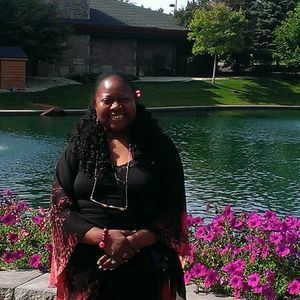 Meet your Posher, Sylvia